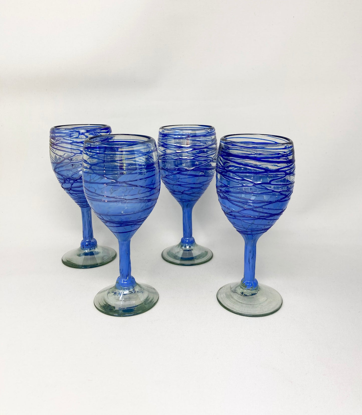 Hand Blown Wine Glass - Blue Hilos