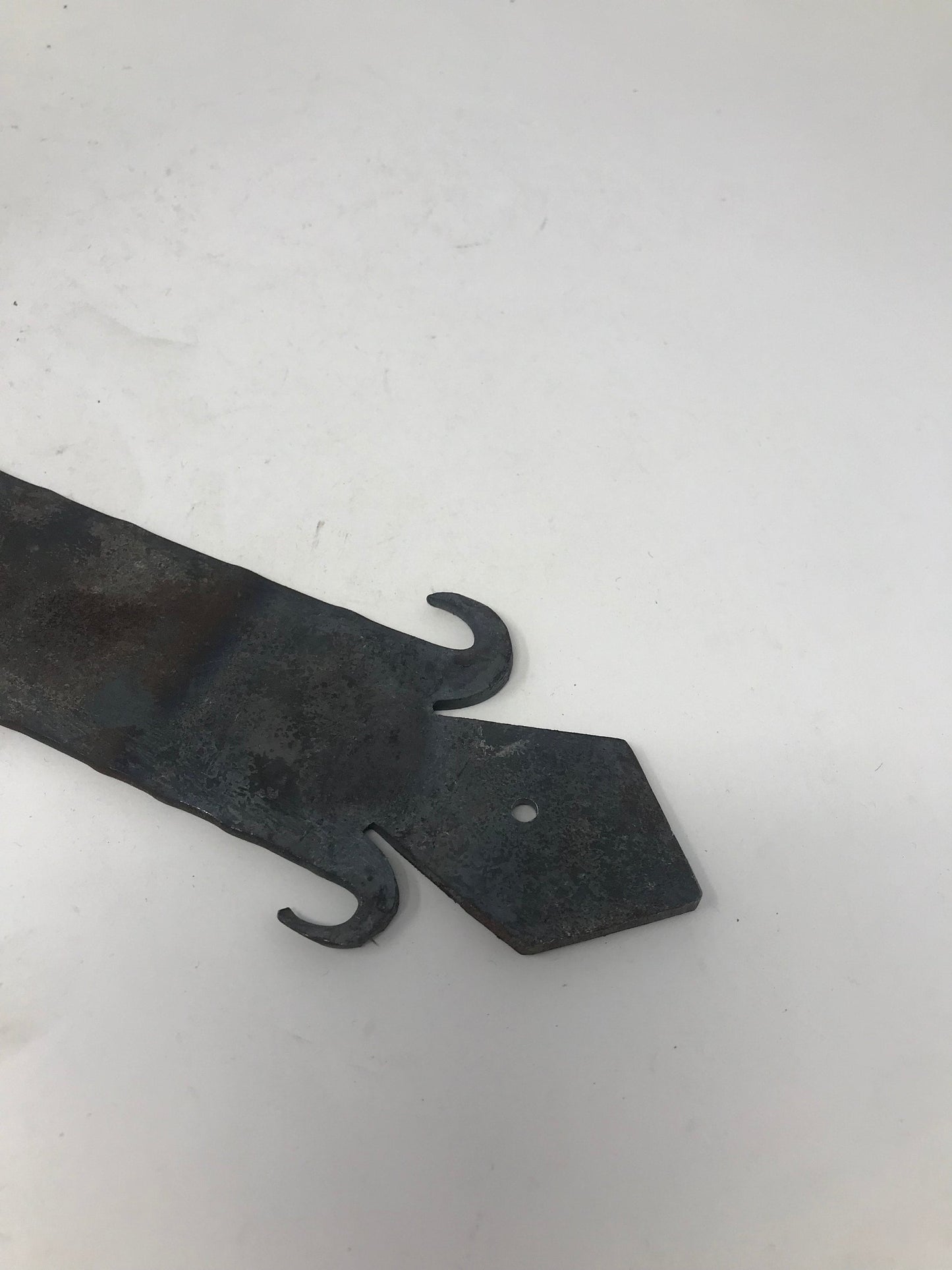 12" Iron Bracket (for corners)