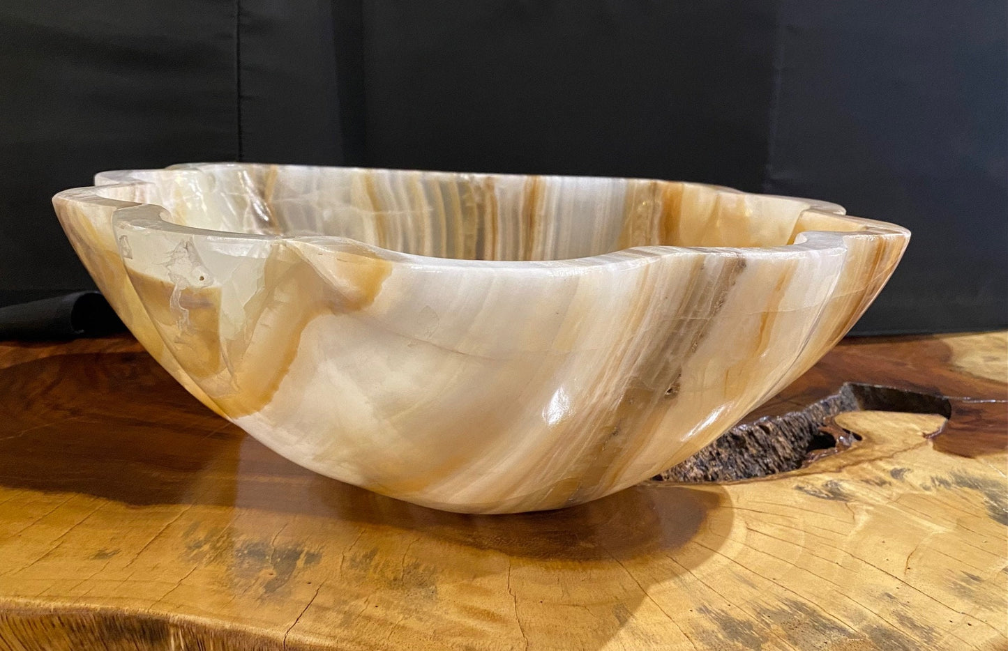 Onyx Stone Clam Shape Sink
