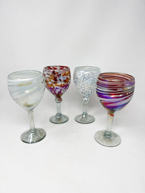 4 Hand Blown Wine Glass - Holiday III Collection (Iridescent)