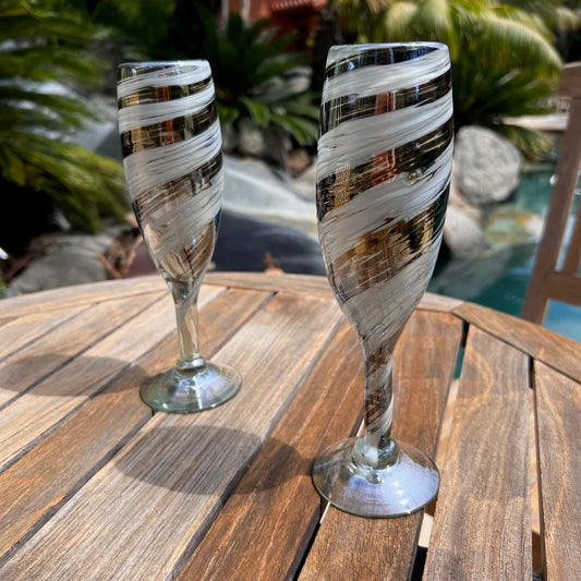 Hand Blown Champagne Glass - Mocha / Cream Swirl